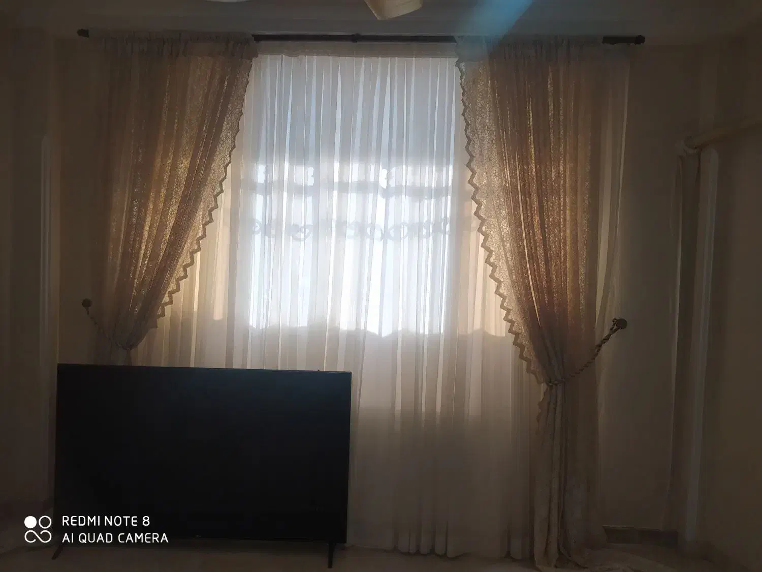 پرده اتاق پذیرایی|پرده، رانر، رومیزی|ساری, |دیوار