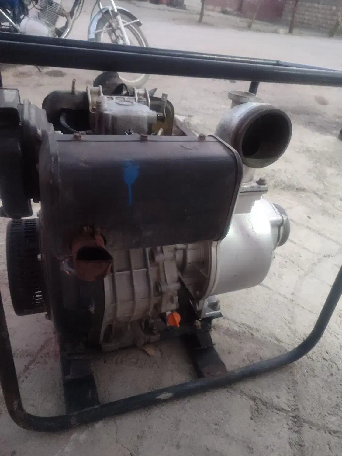 موتور گازوییل ی ۱۳اسب پرقدرت kipor|ماشین‌آلات صنعتی|شاهیوند, |دیوار