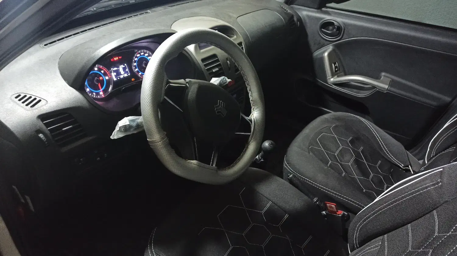 ساینا اس ۱۴۰۳ سفید در حد صفر|خودرو سواری و وانت|خرمآباد, |دیوار