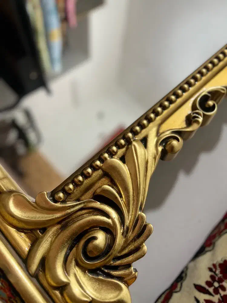 آینه سلطنتی|آینه|قوچان, |دیوار