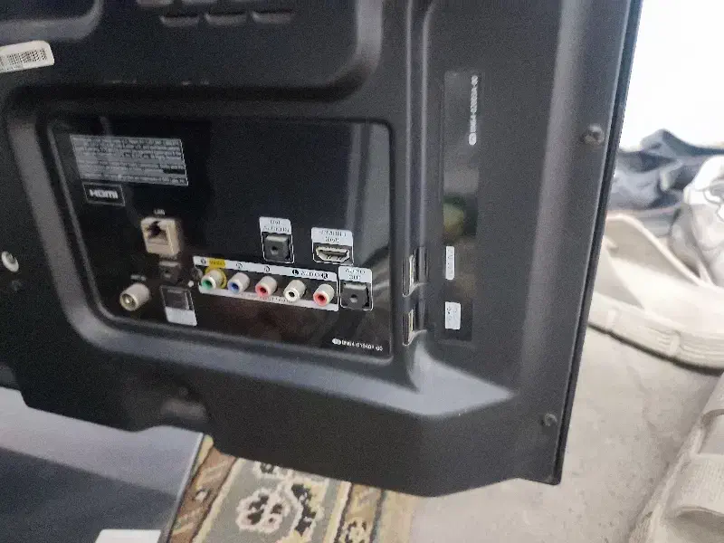 ال سی دی سامسونگ 42 اینچ|تلویزیون و پروژکتور|رشت, حومه رشت|دیوار