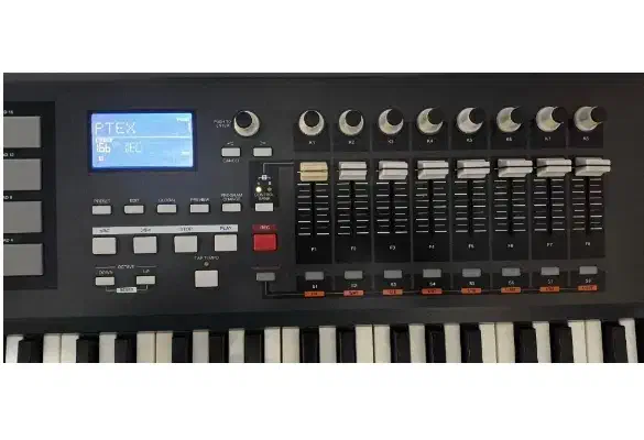 میدی کنترلر آکایی|پیانو، کیبورد، آکاردئون|کرمانشاه, |دیوار