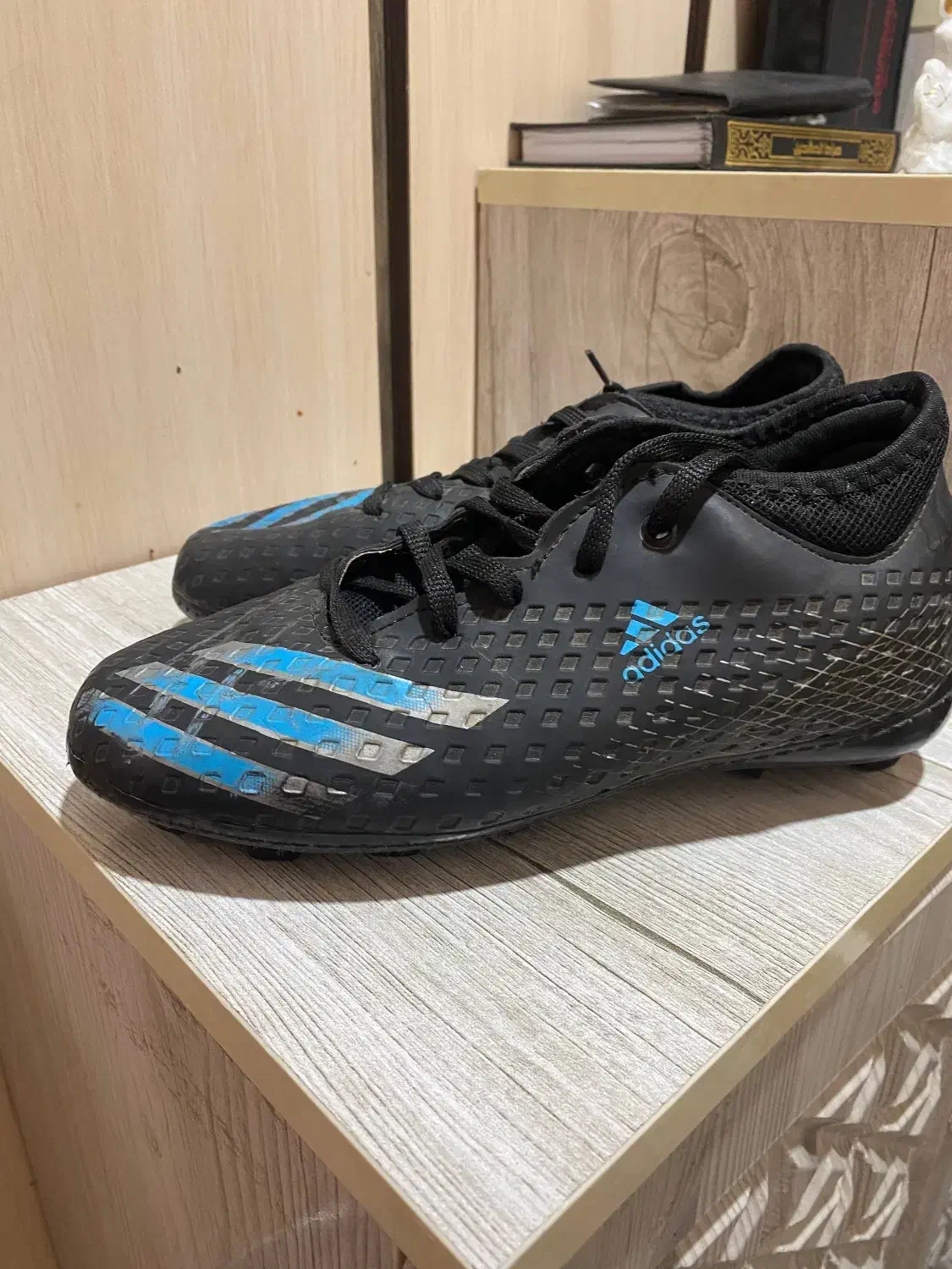 کفش چمن فوتبال|کیف، کفش، کمربند|مشهد, فرهنگیان (شهرک غرب)|دیوار