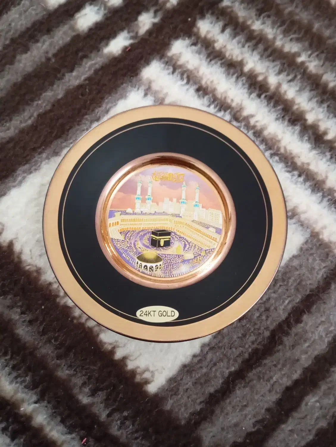 بشقاب طلا کوب|صنایع دستی و سایر لوازم تزئینی|دهگلان, |دیوار