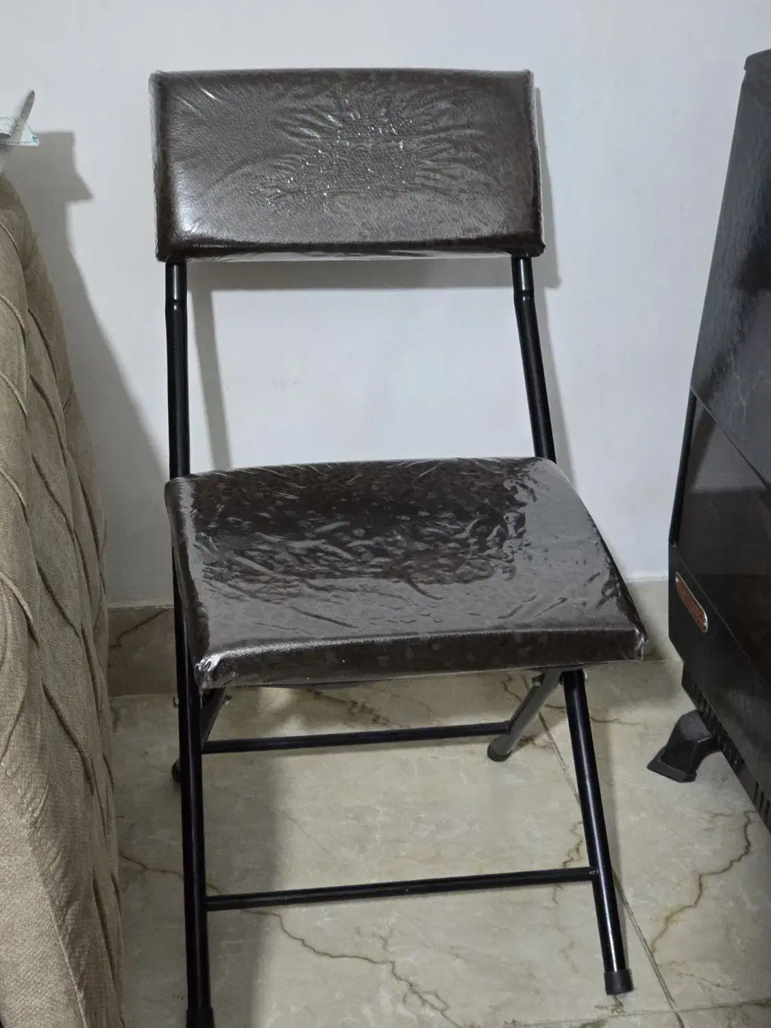 صندلی تک نفره|صندلی و نیمکت|گنبد کاووس, |دیوار