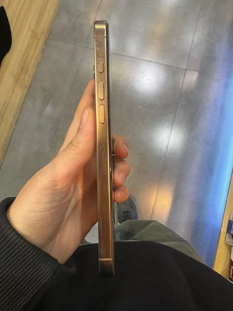 ۱۶ پرومکس دیزرت ۲۵۶ گیگ|موبایل|اصفهان, آبشار|دیوار