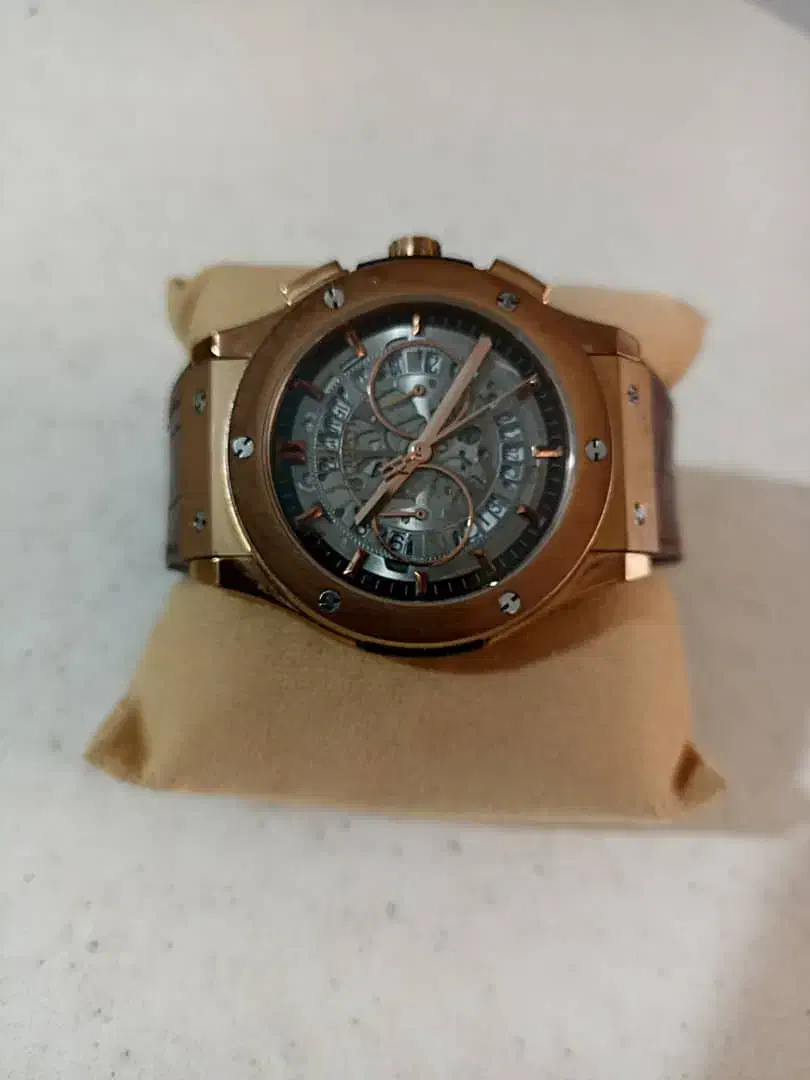 ساعت مردانه هابلوت دو موتوره|ساعت|فردیس, شهرک شهید حسینی|دیوار