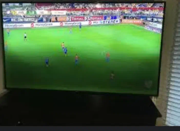 تعمیر فوری تلویزیون LED LCD در منزل با ضمانت|خدمات پیشه و مهارت|زاهدان, |دیوار