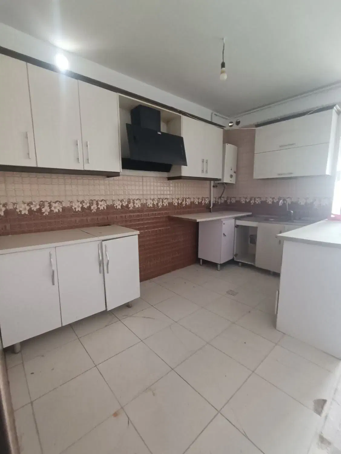 آپارتمان ۱۰۰ متر/ ۲ خواب/تک واحدی/مهدیه ۳۴ /تخلیه|اجارهٔ آپارتمان|قرچک, مهدیه|دیوار