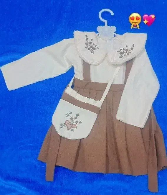 پیراهن دخترانه|کفش و لباس بچه|تربت جام, میرقوام الدین|دیوار