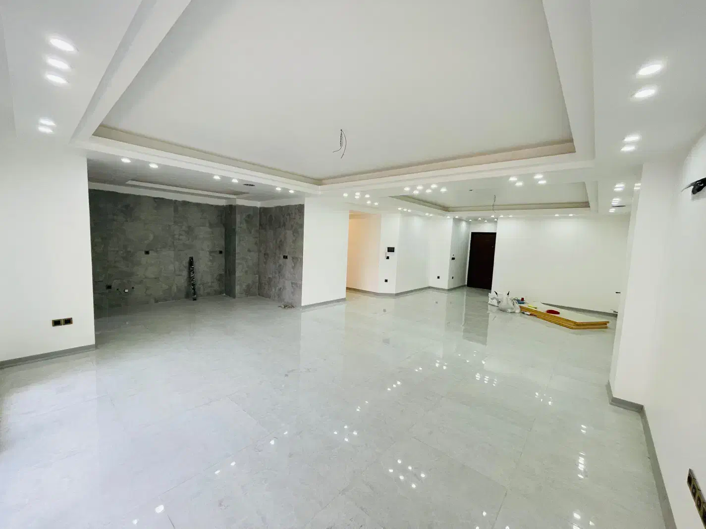 ۱۶۵متر/سه خواب/ رو به نما/کوچه دنج کارمندان|فروش آپارتمان|ساری, |دیوار