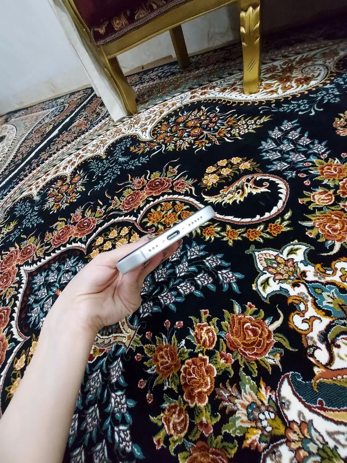 ایفون 16 سفید|موبایل|قم, علی آباد سعدگان|دیوار