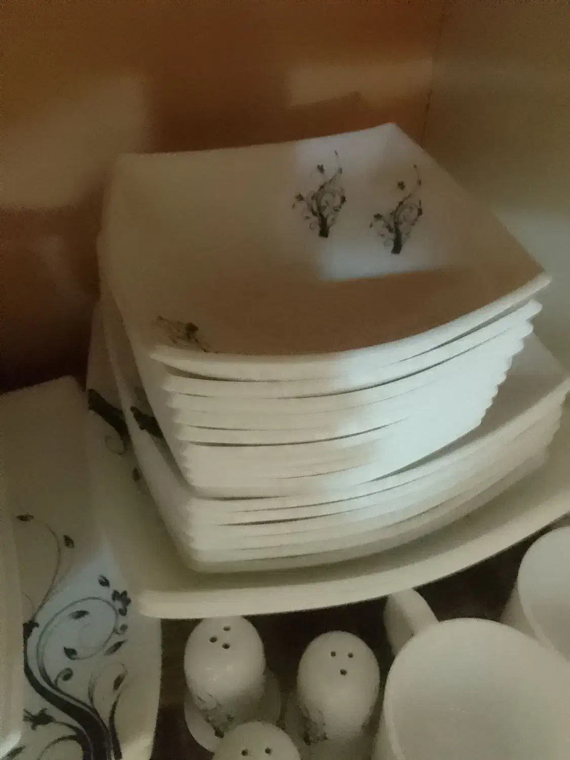 چینی ۱۲نفر درحدنو۵۹ پارچه|ظروف سرو و پذیرایی|تهران, وحیدیه|دیوار