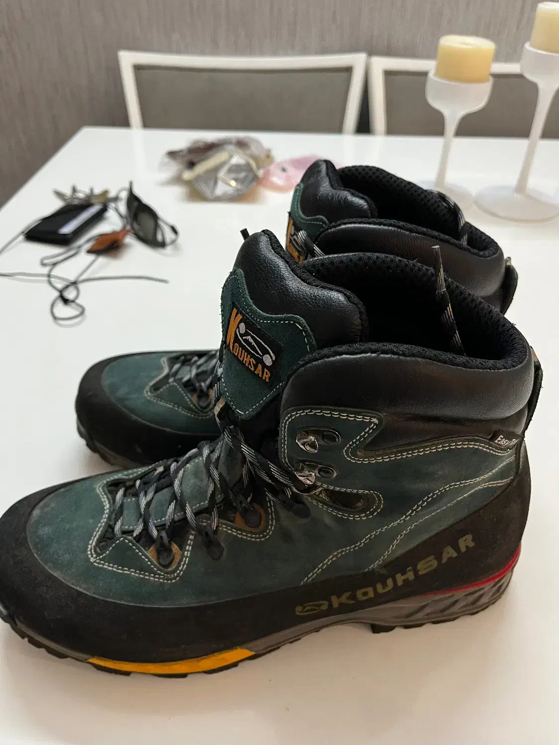 کفش کوهنوردی|کیف، کفش، کمربند|قزوین, |دیوار