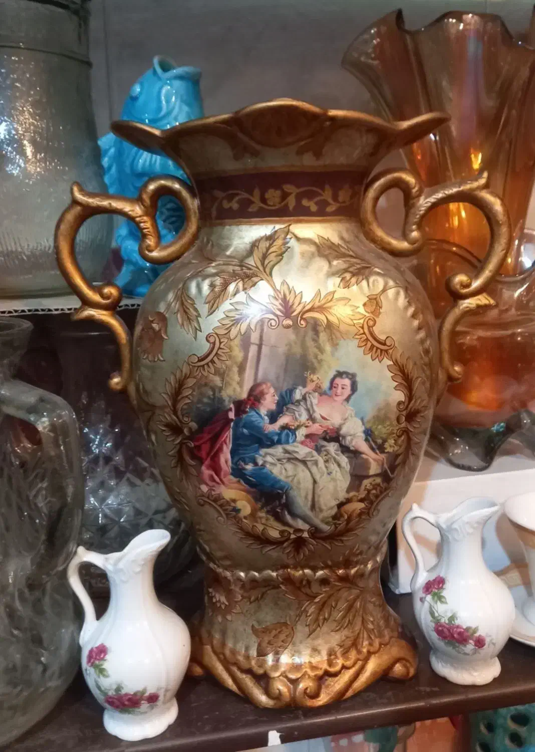 گلدان قدیمی|گل مصنوعی|همدان, |دیوار