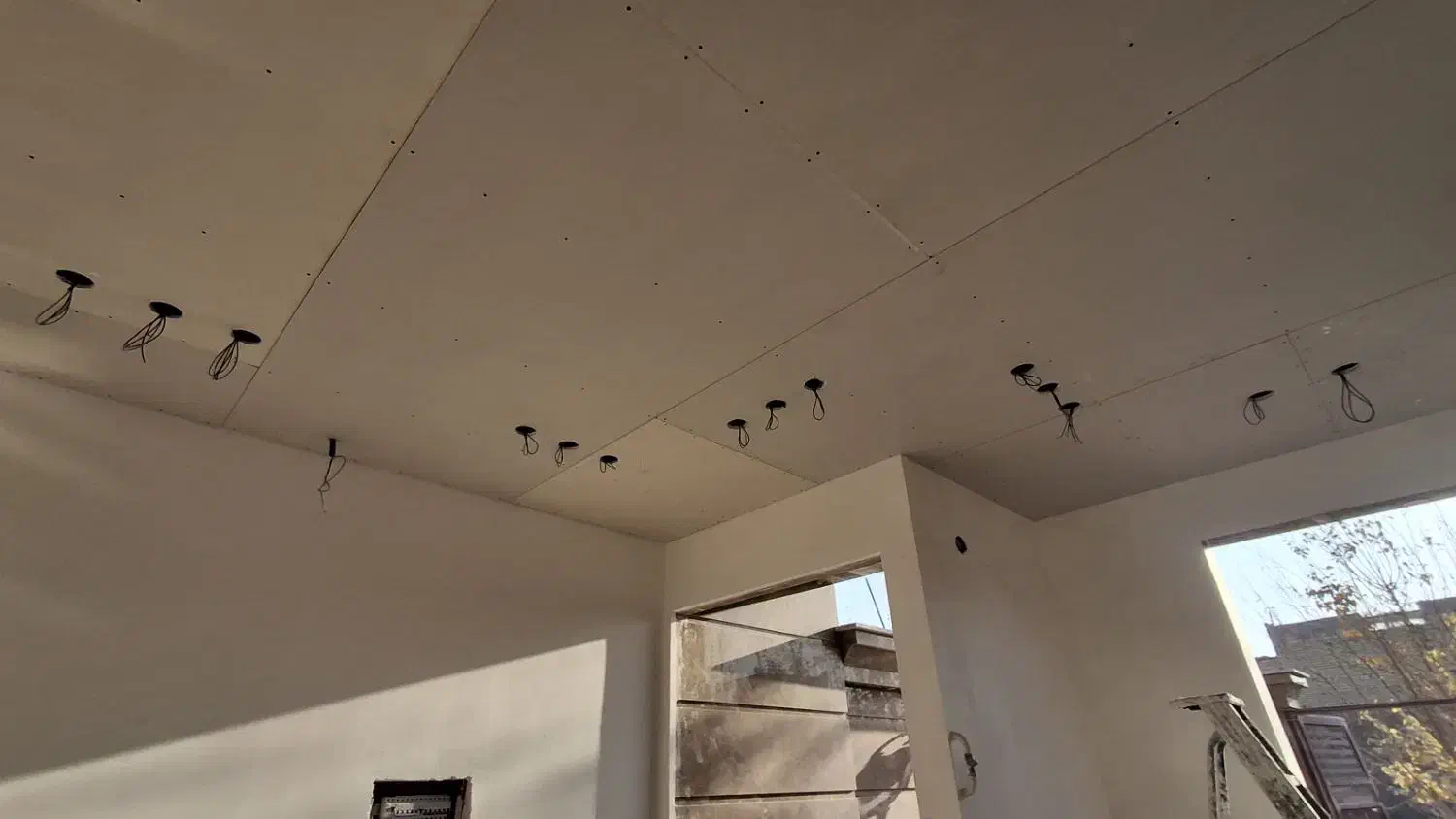 برق ساختمان ونصاب دوربین مداربسته ودزدگیراماکن|خدمات پیشه و مهارت|کاشان, فین بزرگ|دیوار