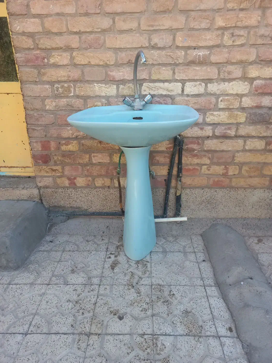 روشویی باشیر|مصالح و تجهیزات ساختمان|کرمان, |دیوار