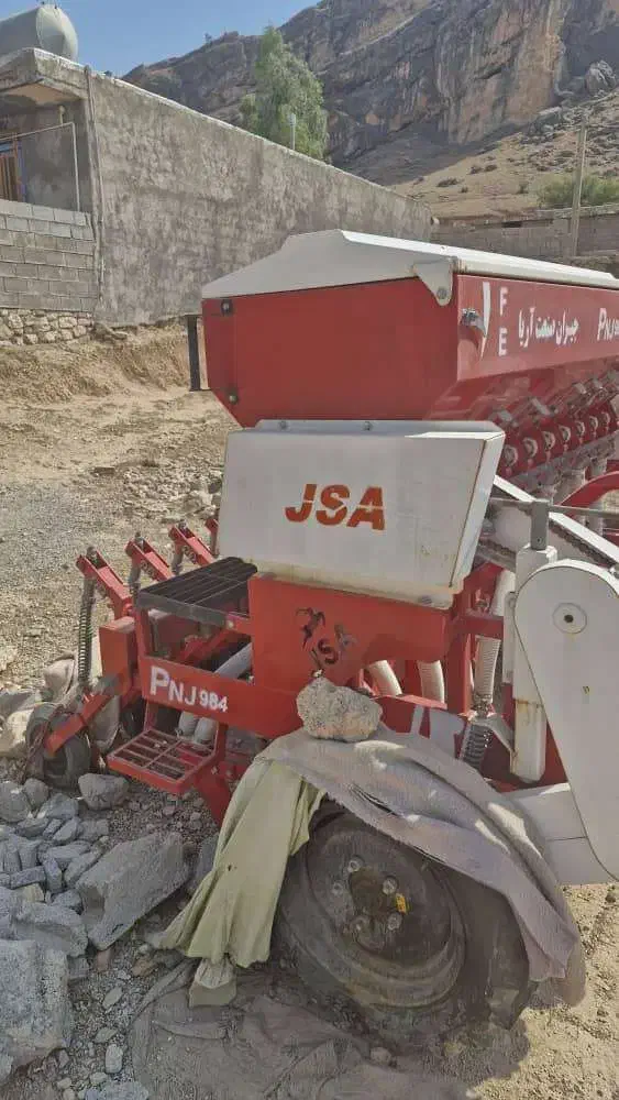 سلام دستگاه کشت مستقیم ۱۱ ردیفه|ماشین‌آلات صنعتی|لنده, |دیوار