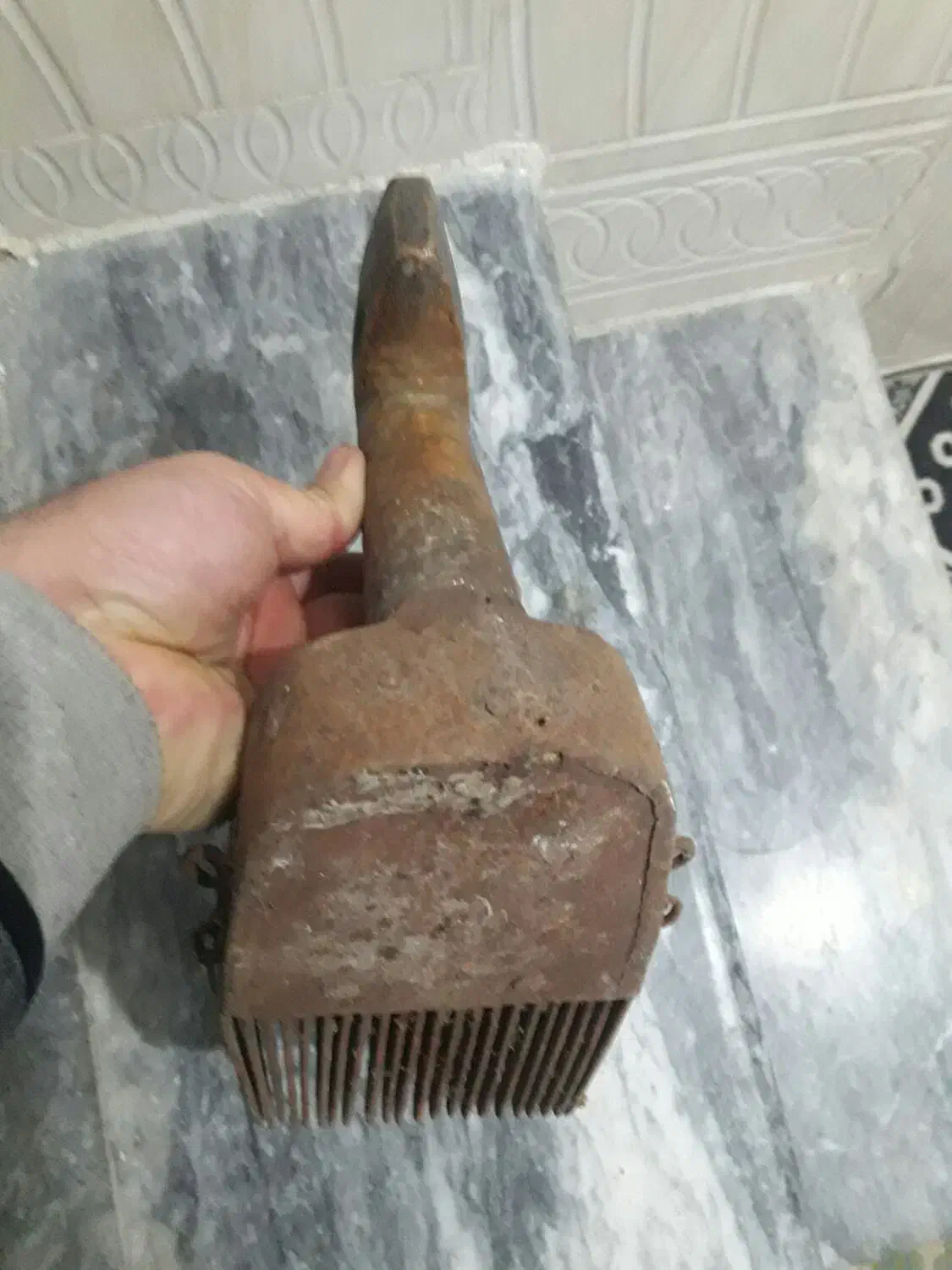 کرکید قالی ۱۰۰ سال|کلکسیون اشیاء عتیقه|بروجرد, |دیوار