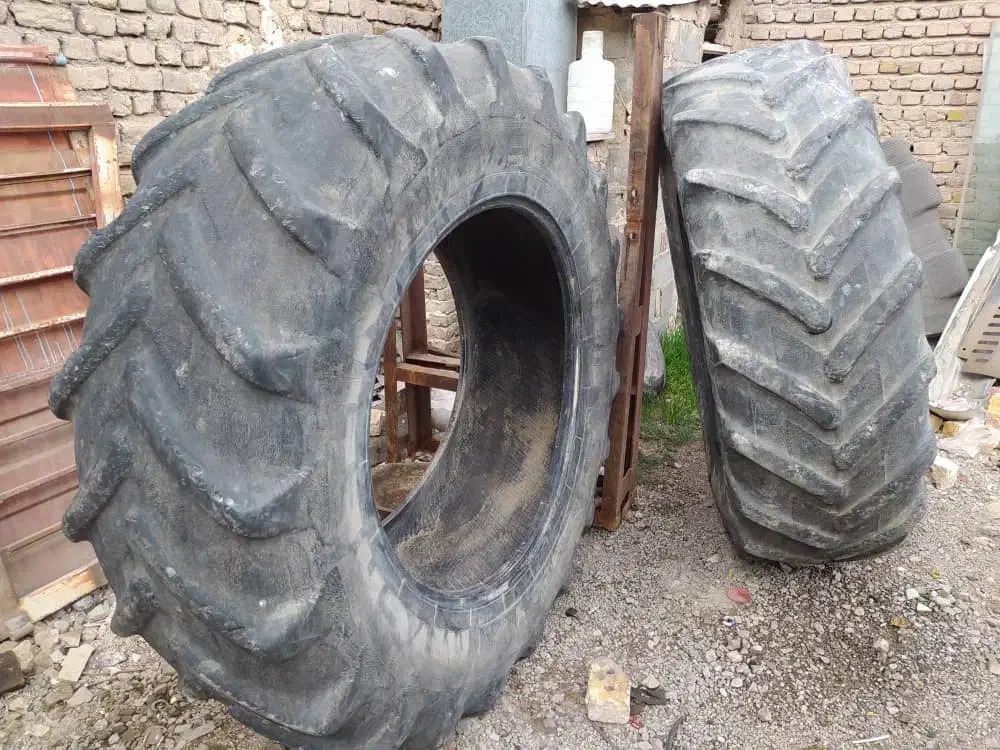 لاستیک تراکتور نیوهلند|قطعات یدکی و لوازم جانبی|تایباد, |دیوار