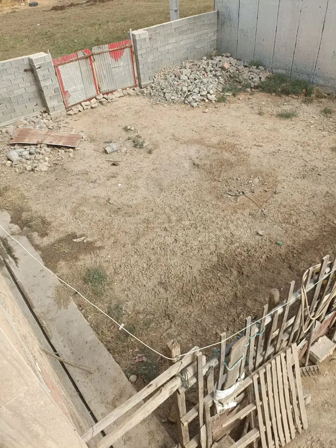 زمین مسکونی درسیمین شهر|فروش زمین و ملک کلنگی|سیمین شهر, |دیوار