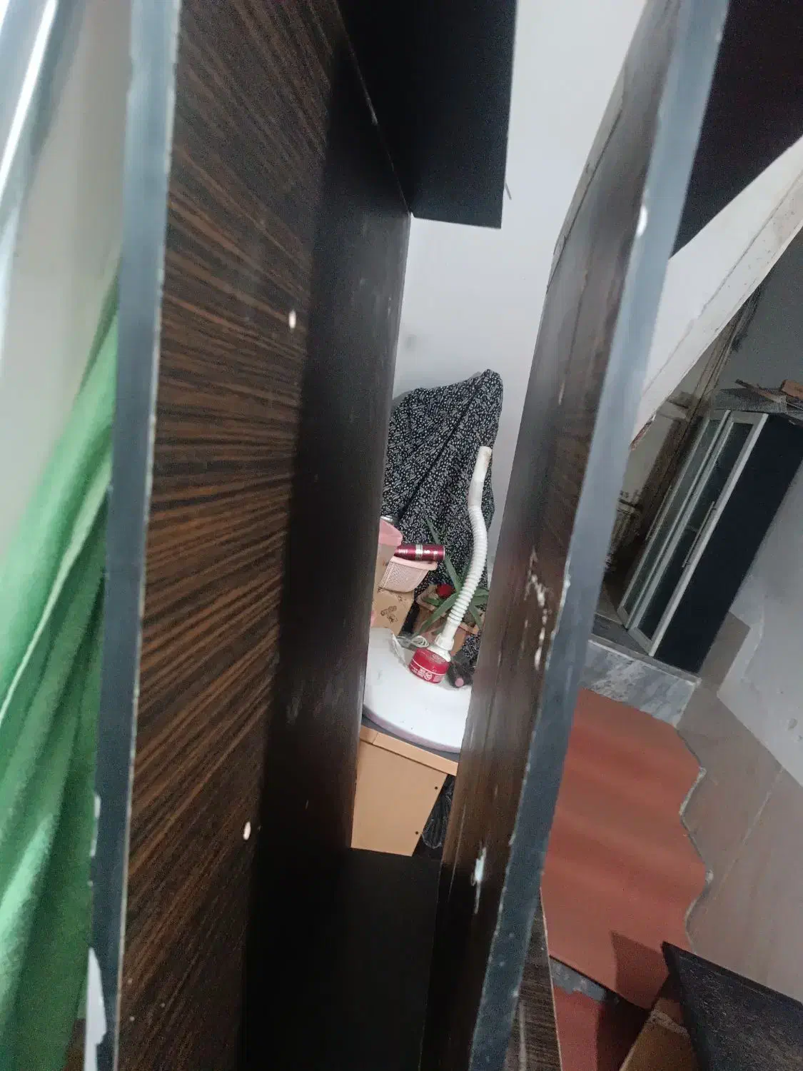 لوازم آرایشگاه|آرایشگاه و سالنهای زیبایی|اردبیل, |دیوار