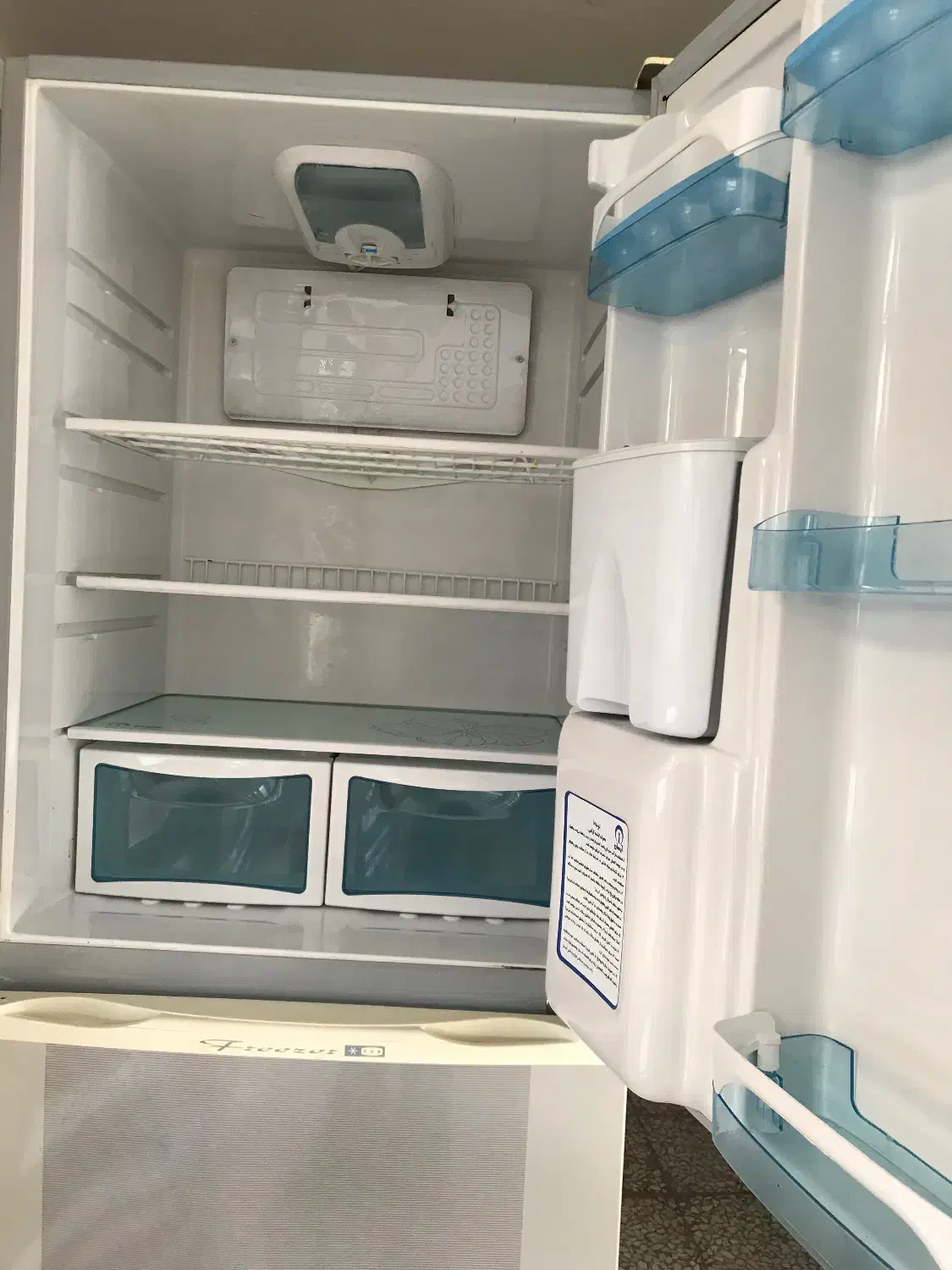 یخچال وفریزر دودر آیسان کاملا سالم|یخچال و فریزر|آبیک, |دیوار