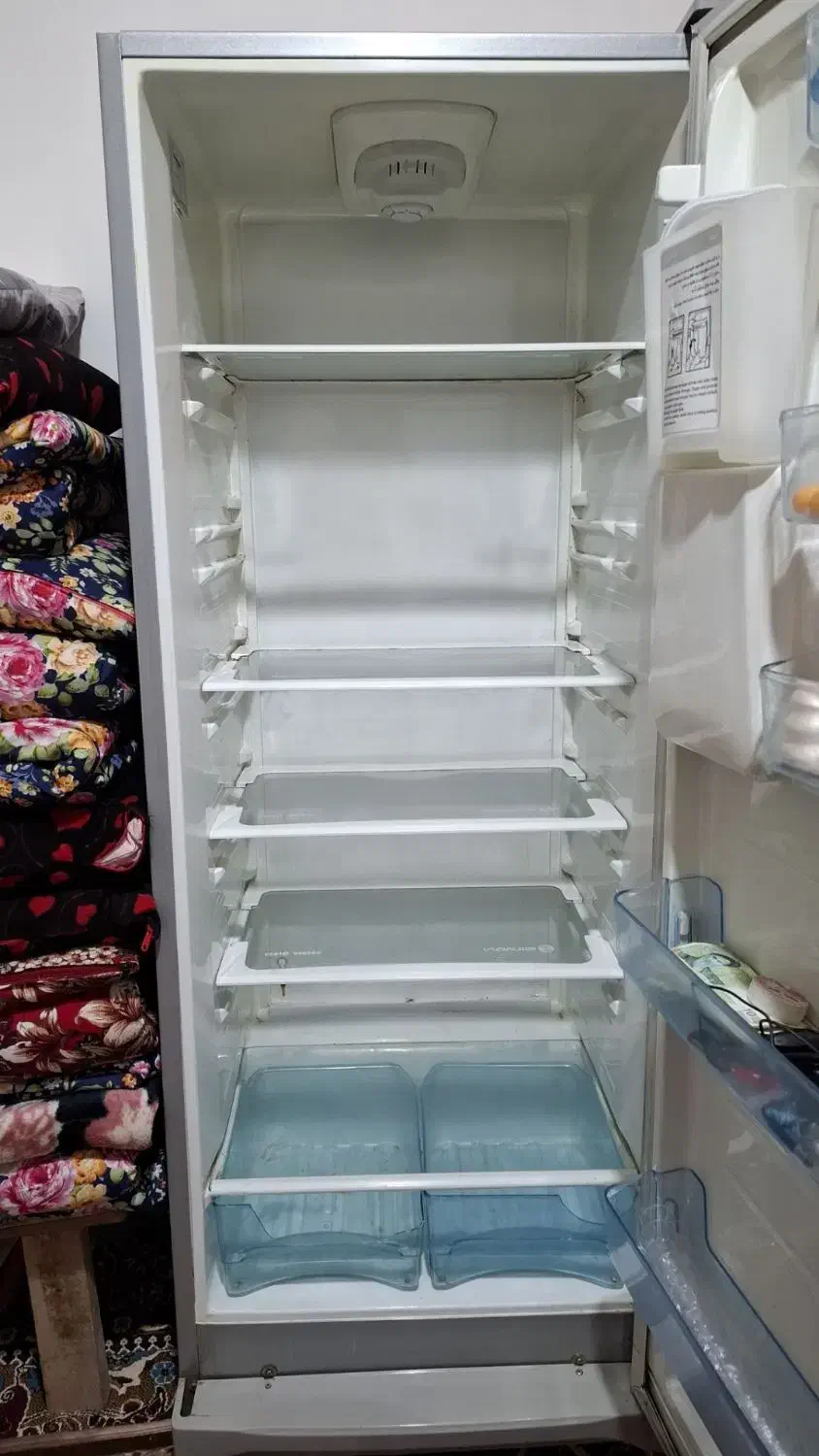 یک دستگاه یخچال سیلوان|یخچال و فریزر|اهر, |دیوار