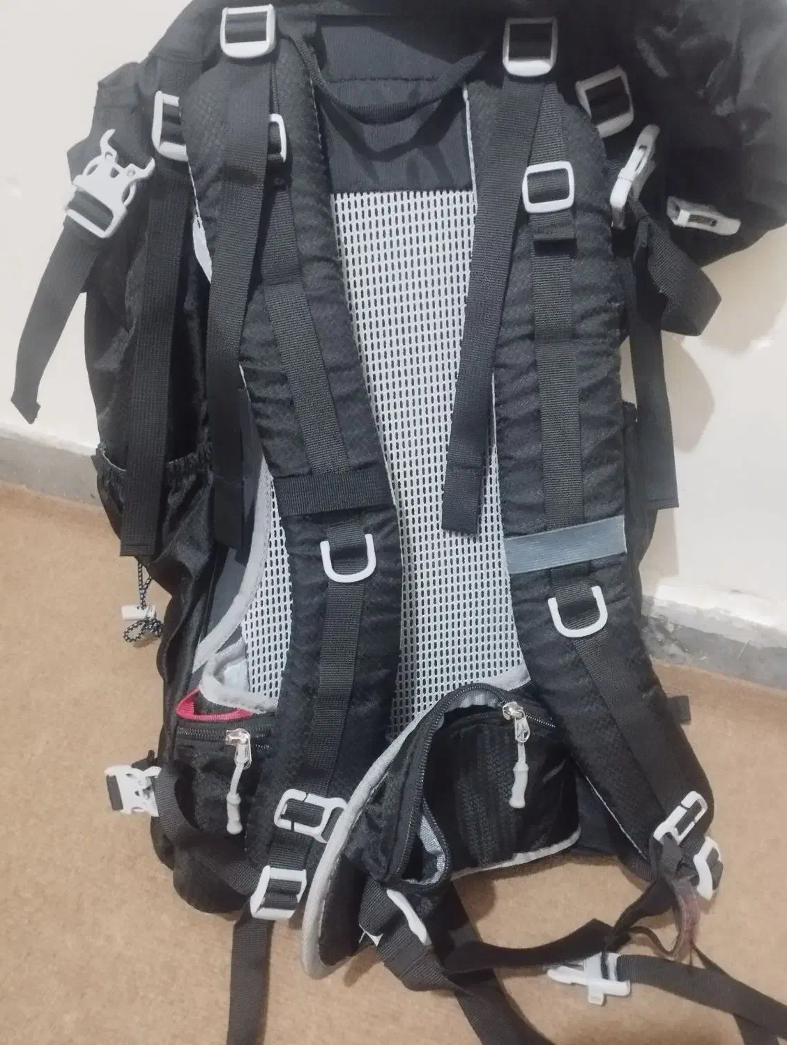 کوله پشتی حرفه ای در حد|کیف، کفش، کمربند|اراک, |دیوار