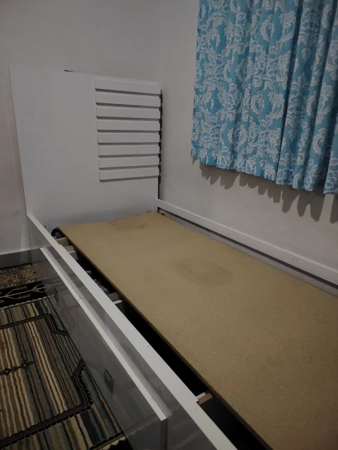 تخت یک نفره کشو دار|تخت و سرویس خواب|اندیمشک, |دیوار