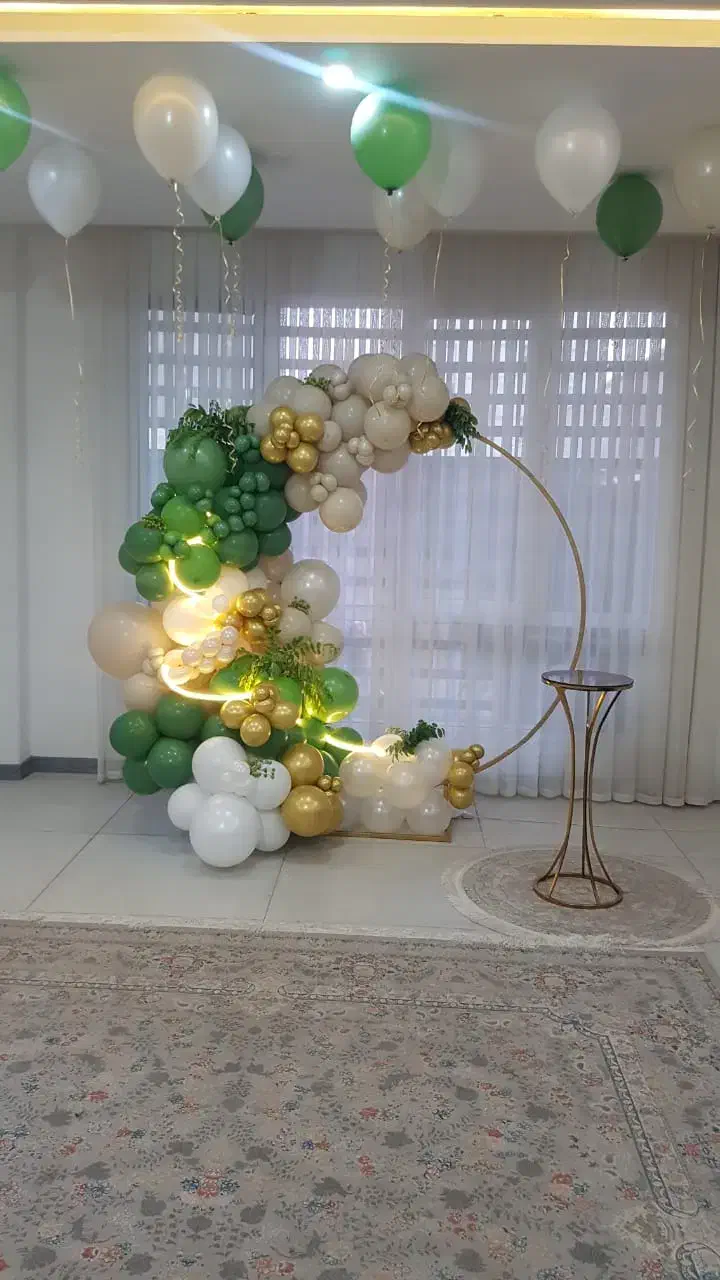 گل آرایی و بادکنک ارایی مراسمات و افتتاحیه|خدمات پذیرایی، مراسم|کرمان, |دیوار