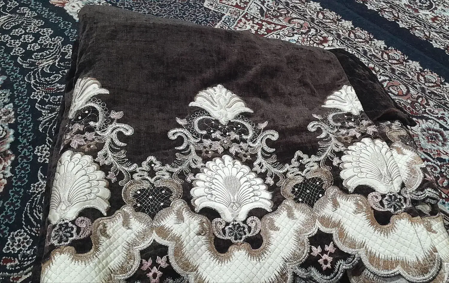 والان|پرده، رانر، رومیزی|ورامین, خیر آباد|دیوار