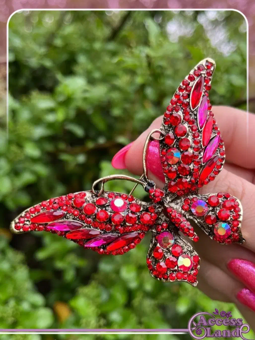 باز هم یک سنجاق سینه ی زیبا و خیره کننده|بدلیجات|اصفهان, سپاهانشهر|دیوار