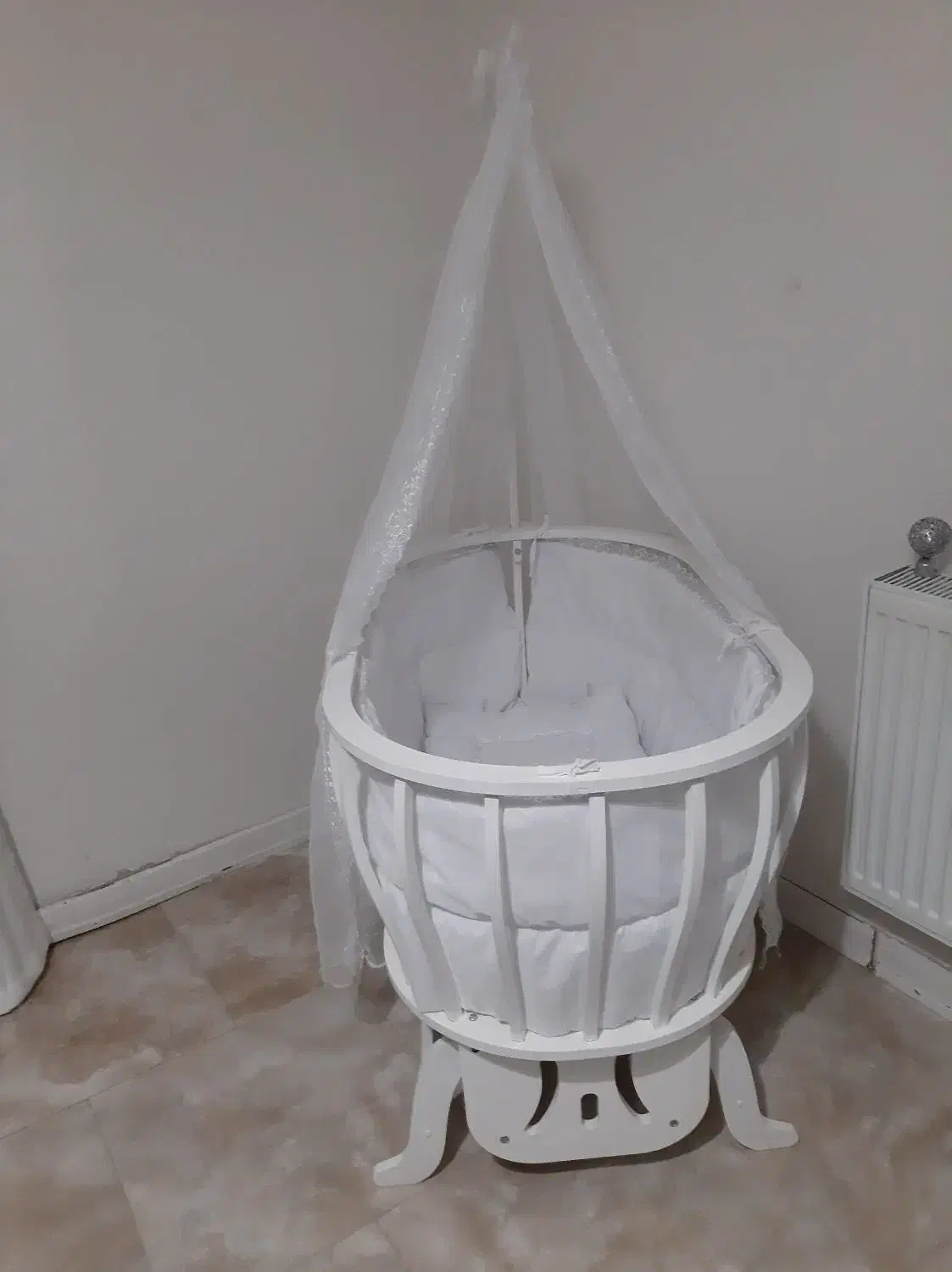 گهواره|تخت و صندلی بچه|فردیس, شهرک راه آهن|دیوار