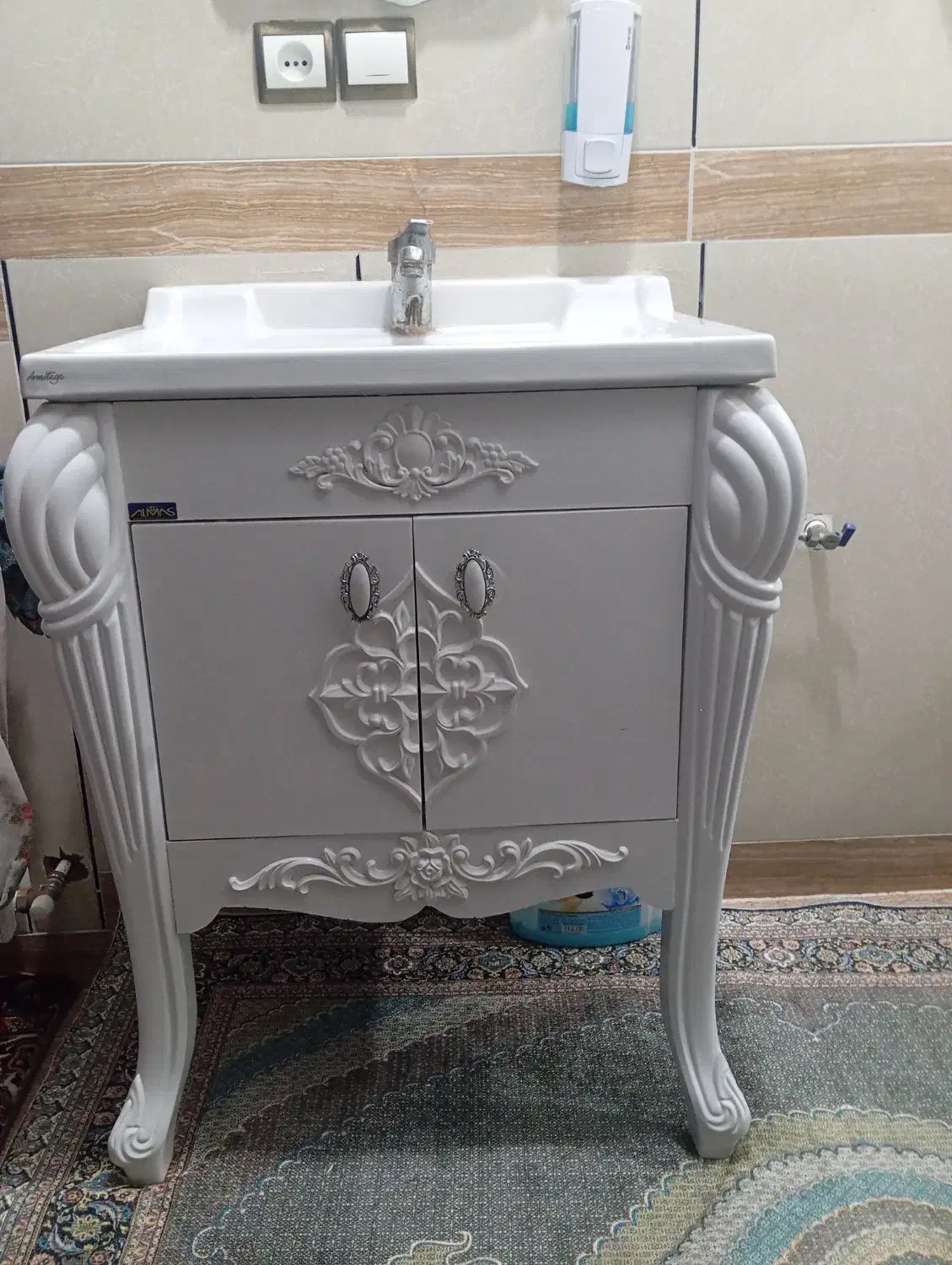 روشویی در حد صفر|لوازم سرویس بهداشتی|بانه, |دیوار