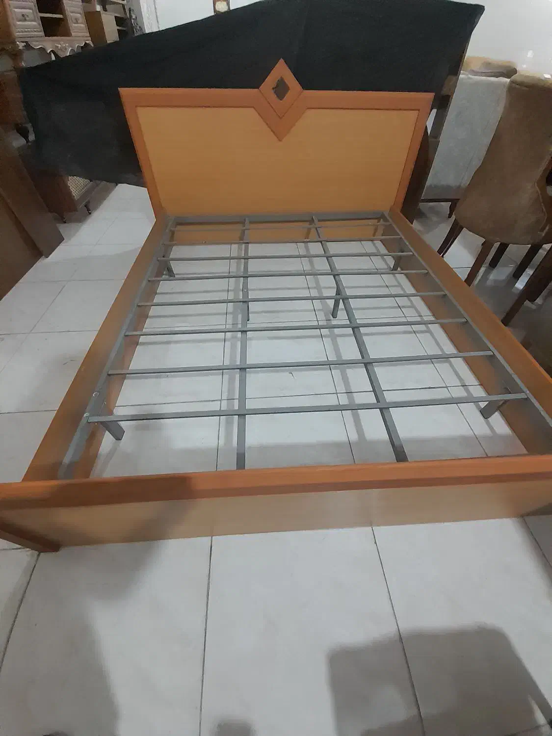 تخت دو نفره ام دی اف|تخت و سرویس خواب|کرمان, |دیوار