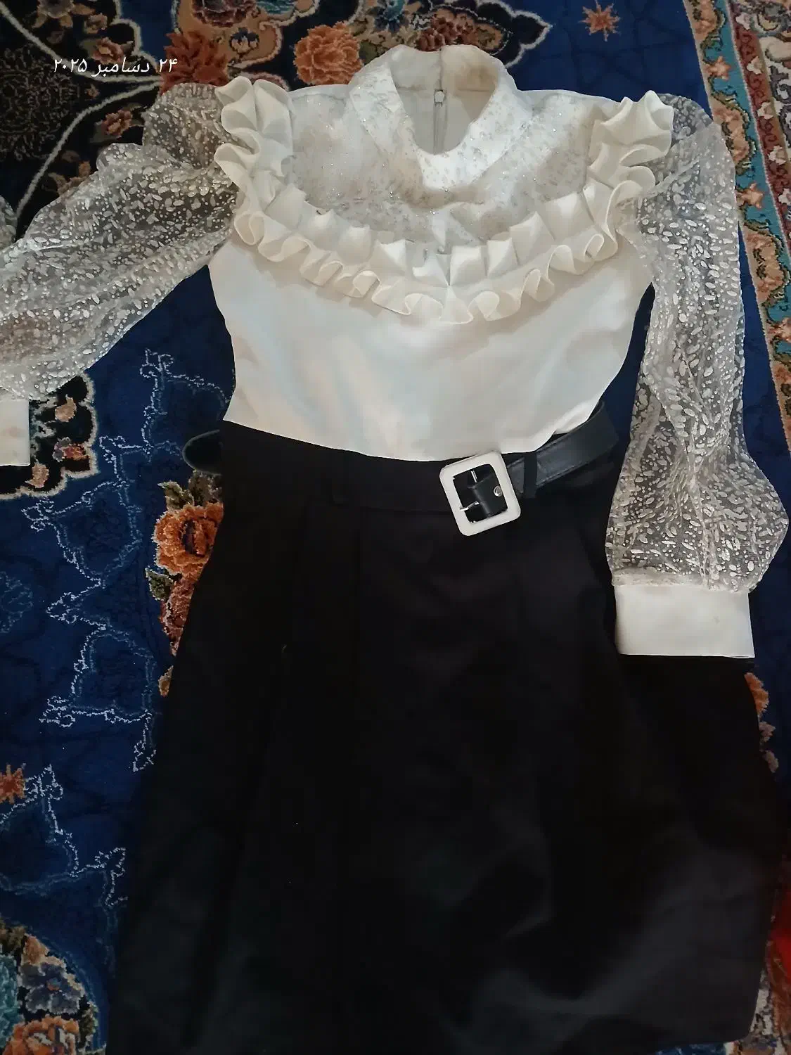 لباس|لباس|یاسوج, |دیوار