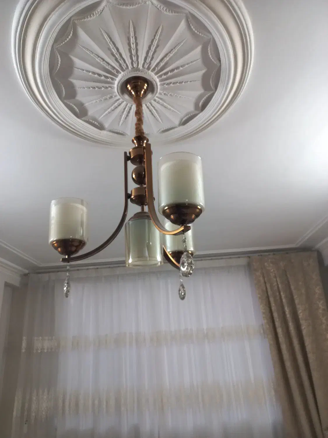 یک جفت لوستر شیک سالم وکاملا نو ووسایل خرده ریز|لوستر و چراغ آویز|مشهد, رسالت|دیوار