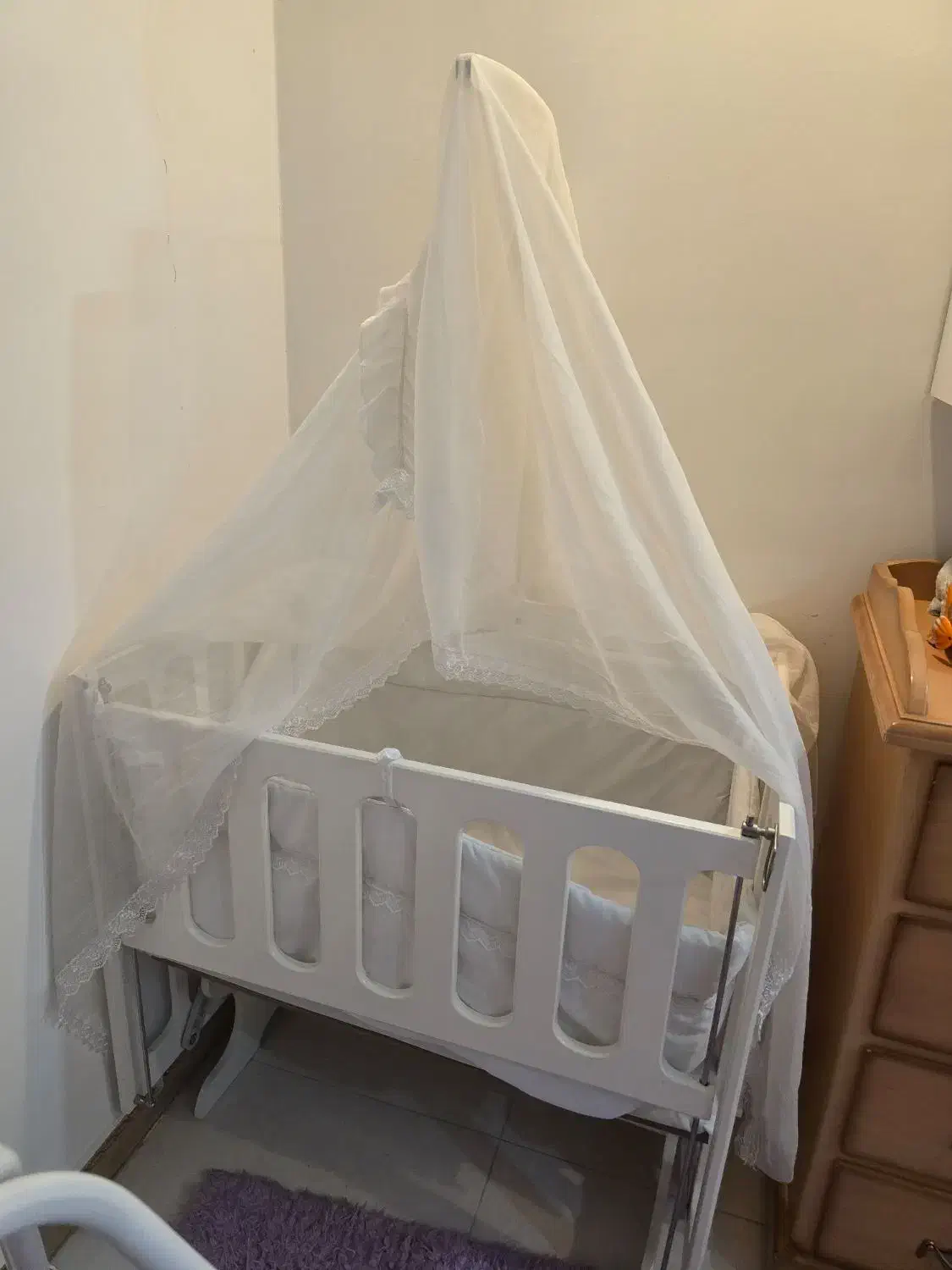 تخت کنار مادر سفید|تخت و صندلی بچه|پاکدشت, خاتون آباد|دیوار