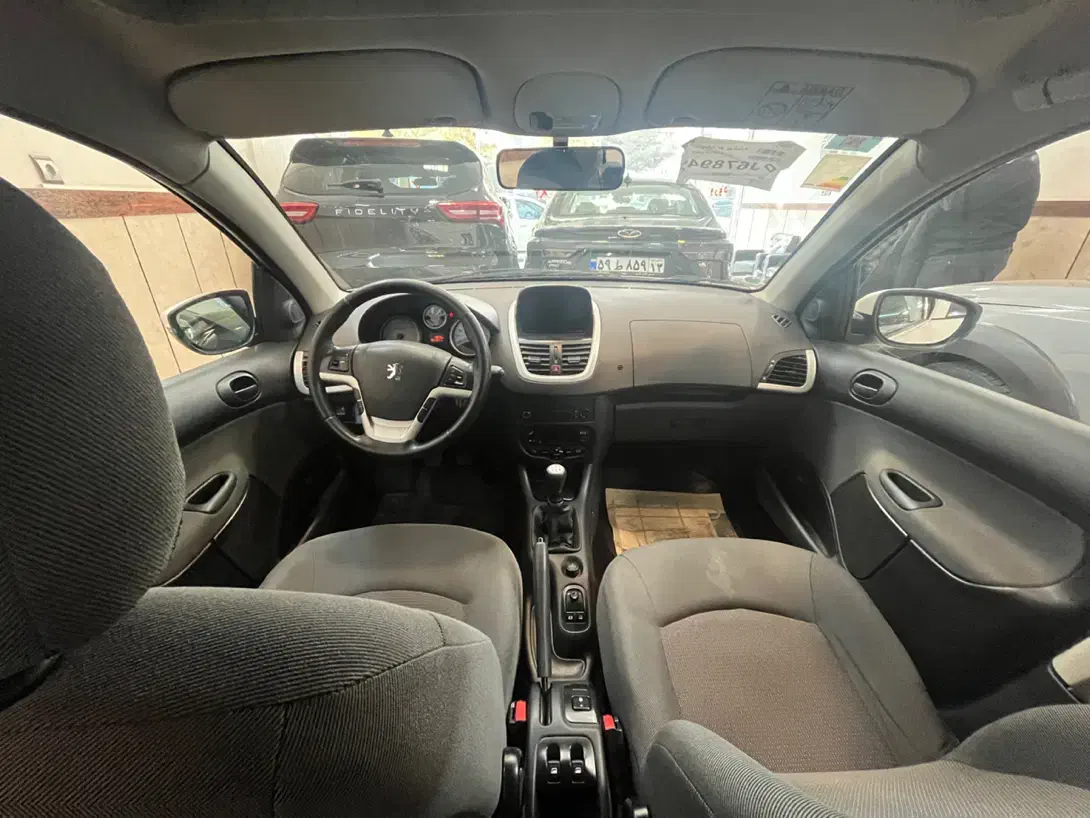 ۲۰۷ پانا دنده‌ای ارتقایافته ۱۴۰۲|خودرو سواری و وانت|مشهد, دانشجو|دیوار