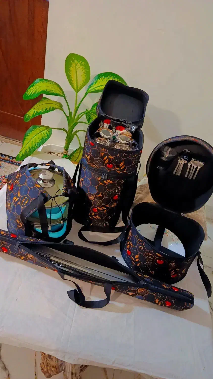 ست چهار تیکه پیکنیک|کوهنوردی و کمپینگ|نقده, |دیوار