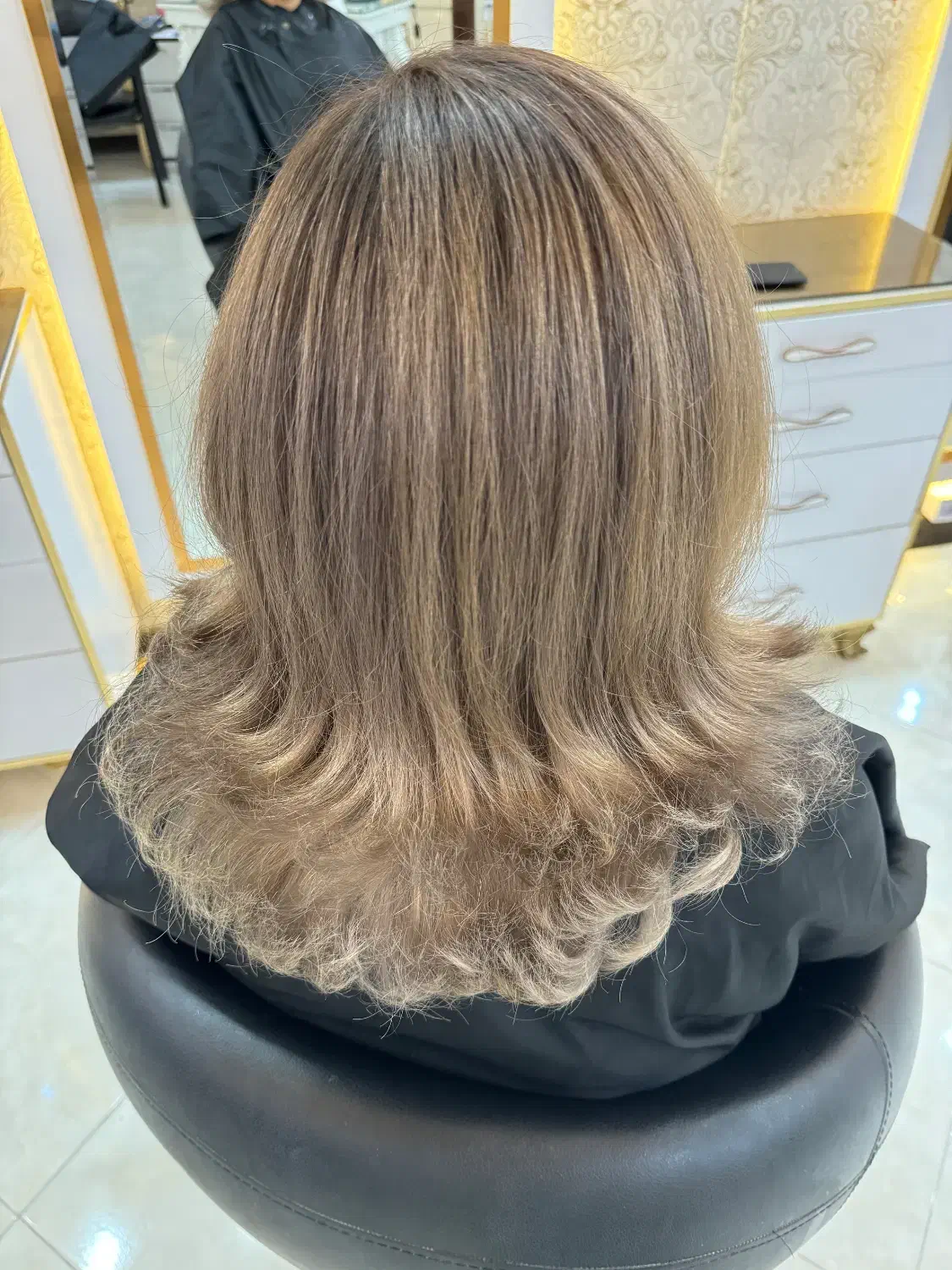 تخفیف ۵۰درصدی رنگ و‌کوتاهی مو|خدمات آرایشگری و زیبایی|مشهد, کوثر|دیوار