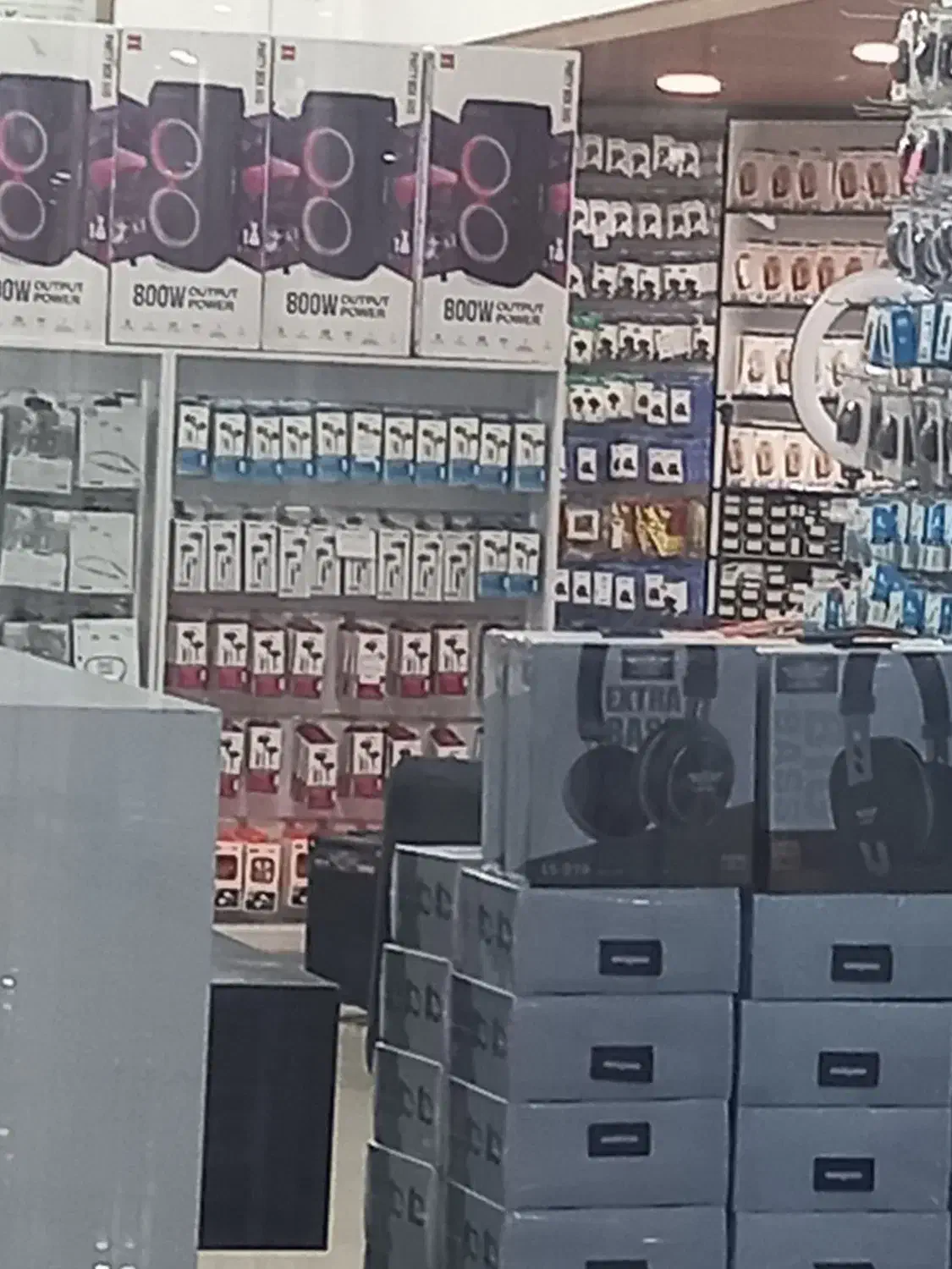 به دو همکار فروشنده آقا نیازمندیم|استخدام بازاریابی و فروش|گرگان, |دیوار