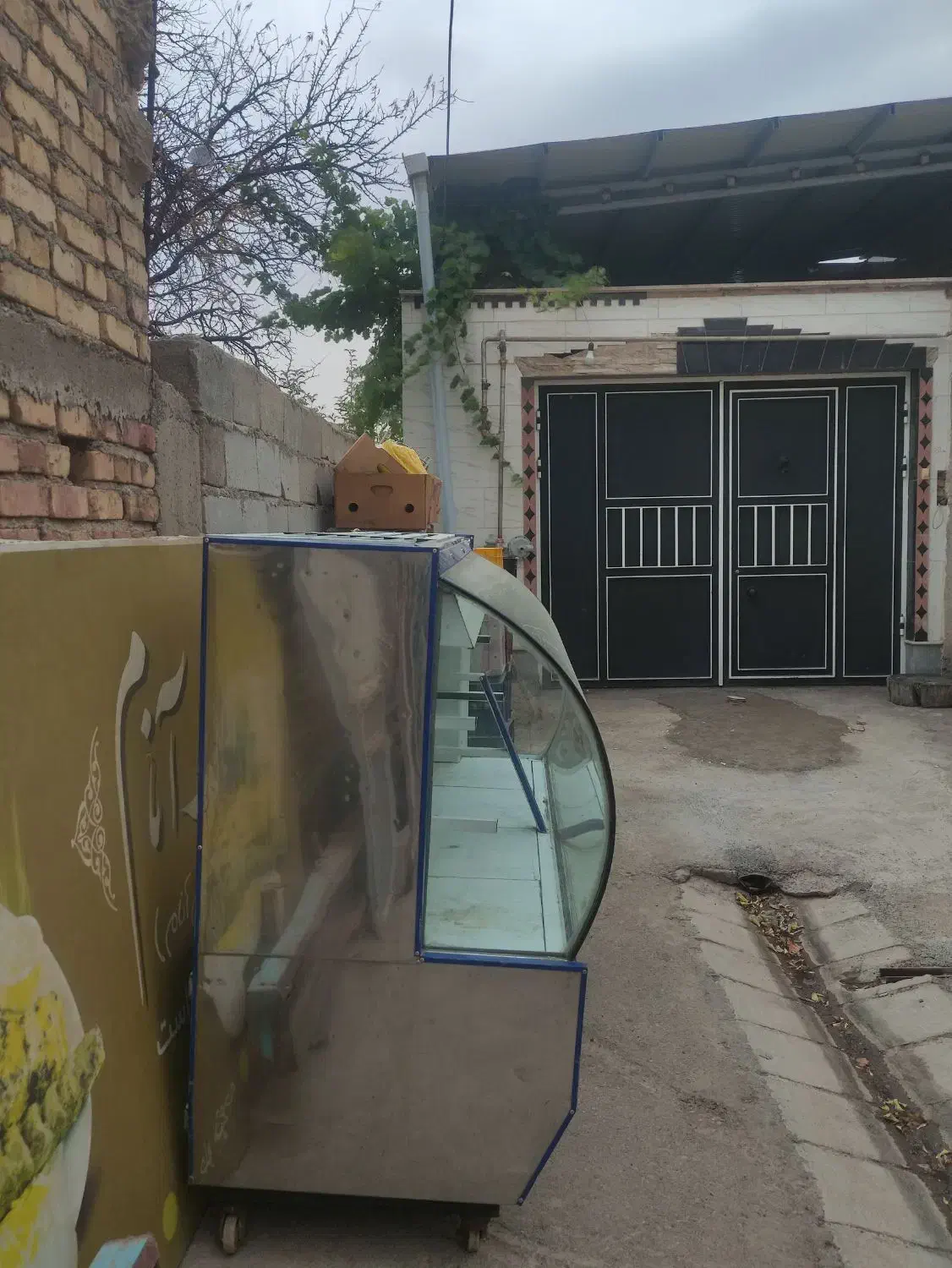 یخچال ویترینی موتور سالم و تازه تعمیر شده|یخچال و فریزر|جلفا, |دیوار