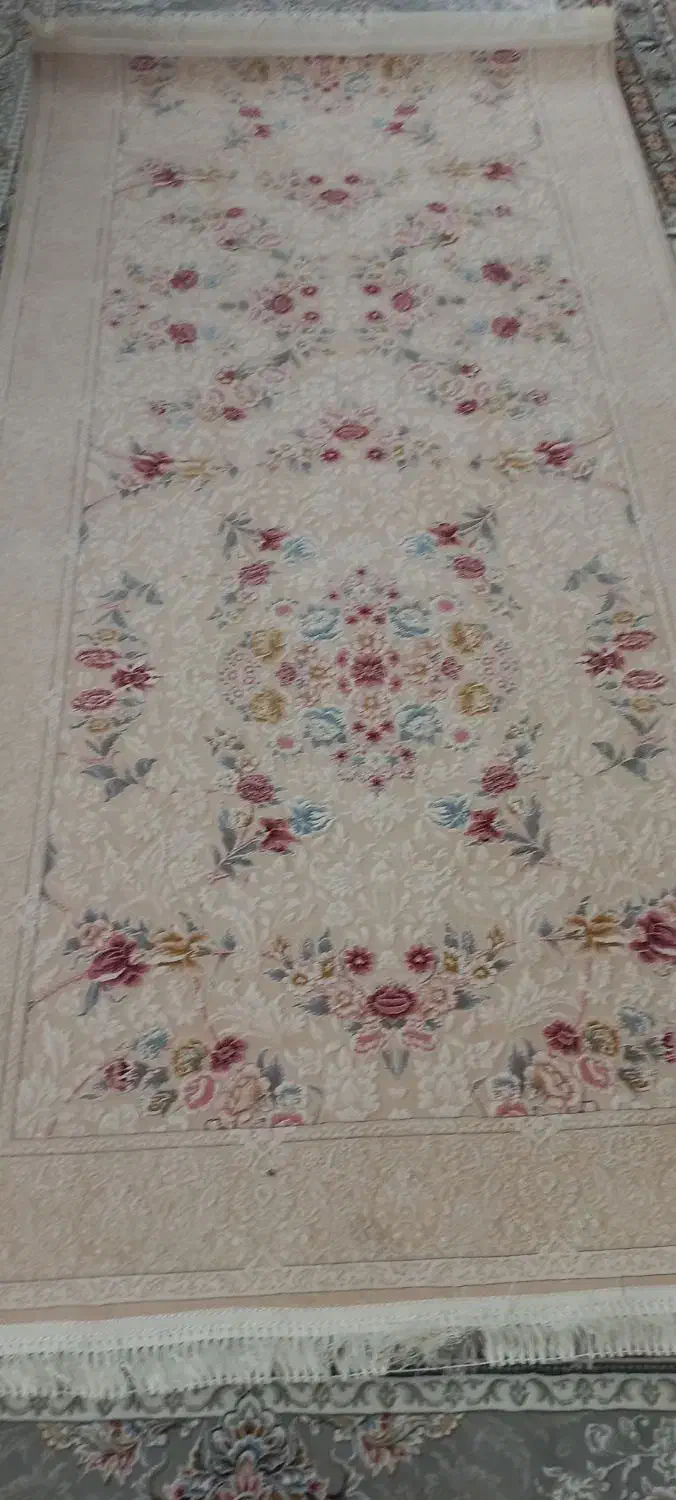 دو تخته قالیچه دست بافت گونه دونه ای ۴۰۰۰۰۰۰ ت|فرش|مشهد, شاهد (شهرک غرب)|دیوار