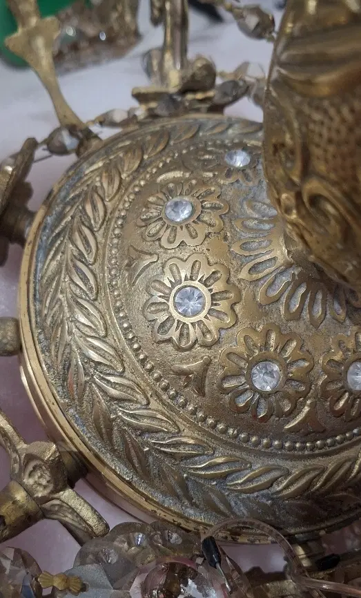 لوستر برنجی ۶ شاخه ۱۲ شعله|لوستر و چراغ آویز|تهران, امام زاده عبدالله|دیوار