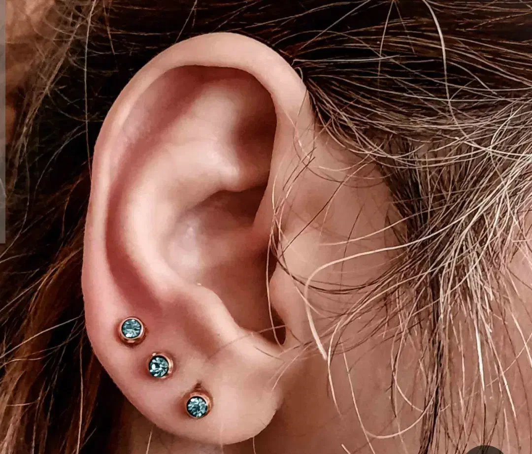 گوشواره میخی ۲۰۰ت|بدلیجات|اصفهان, پوریای ولی|دیوار