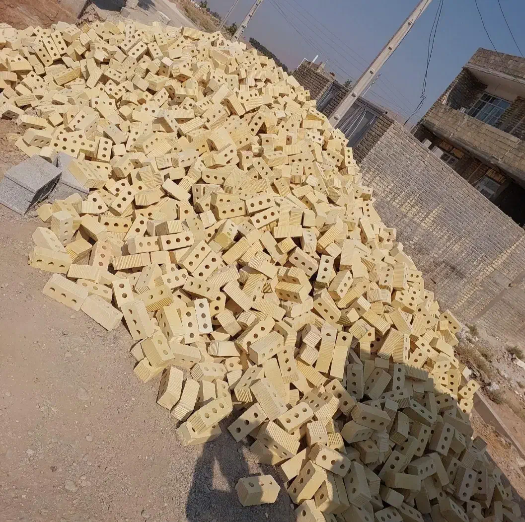 آجر گری.آجر سه گل.آجر فشاری|عمدهفروشی|شهر بابک, |دیوار