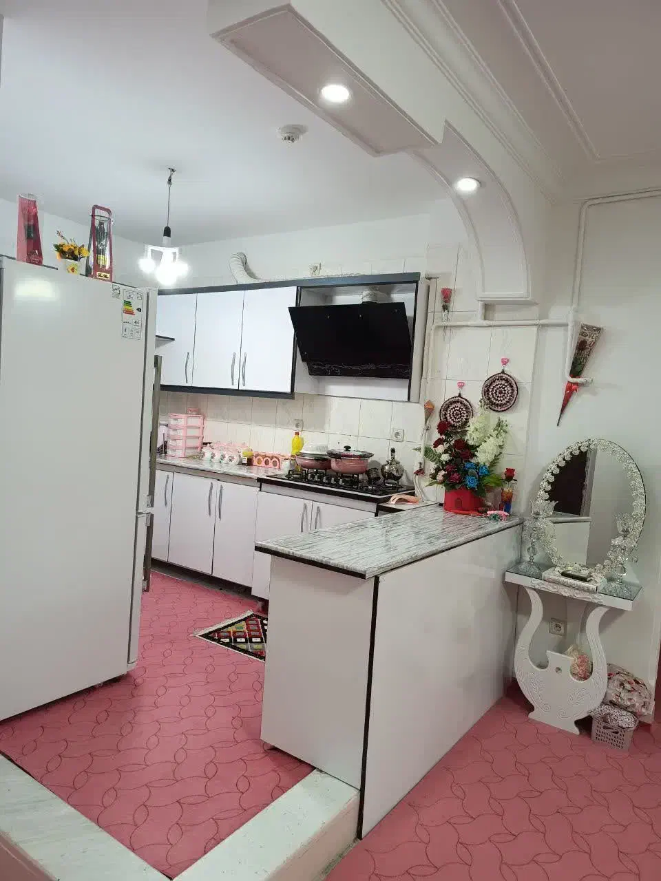 واحد اجاره خیابان ۲۲ بهمن اشرااق ۸۴ متر|اجارهٔ آپارتمان|قم, پردیسان|دیوار