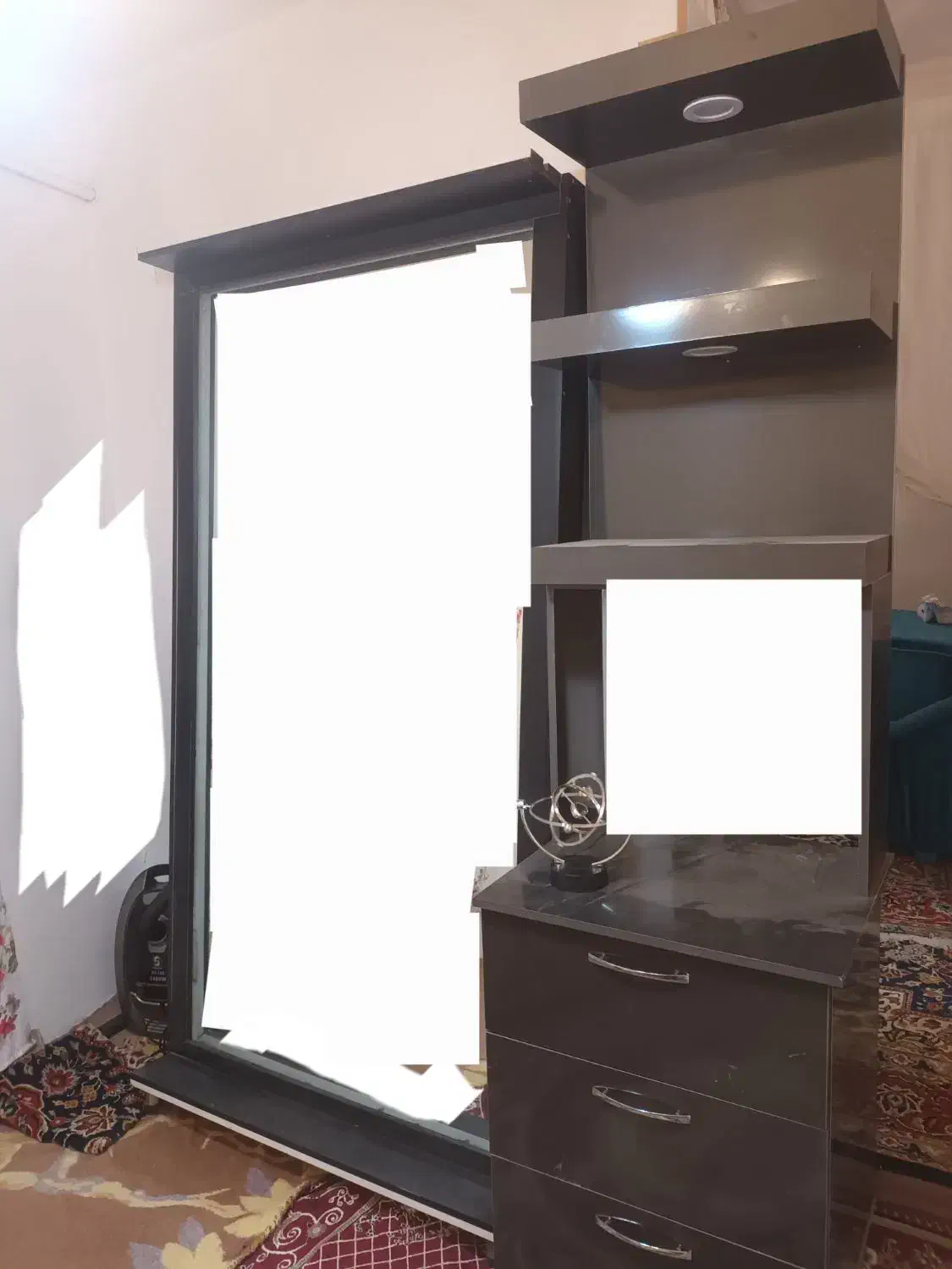 آینه و کمد آرایشگاه|آرایشگاه و سالن‌های زیبایی|تبریز, |دیوار